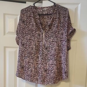 Maurices Pink and Black Printed Zip-Front Short Sleeve Blouse